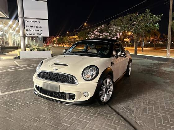 MINI COOPER 1.6 S COUPÉ 16V TURBO GASOLINA 2P AUTOMÁTICO